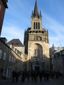 dytiki eisodos kathedrikou (2)